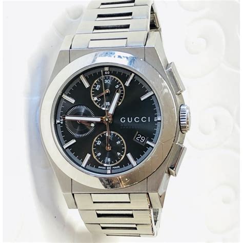 Gucci Pantheon montres 